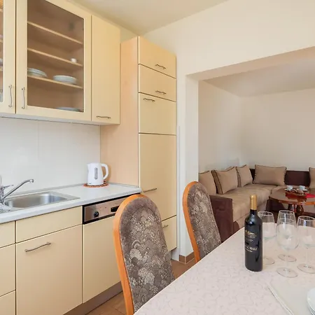 Filip - Free Parking