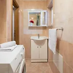 Filip - Free Parking Apartment *