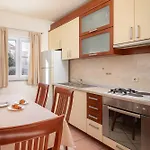Filip - Free Parking Apartment