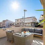 Filip - Free Parking Apartment *
