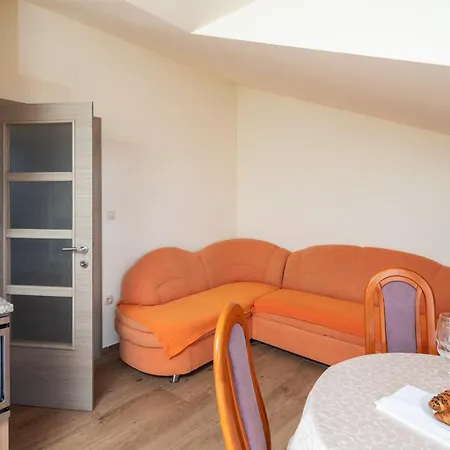 Filip - Free Parking *