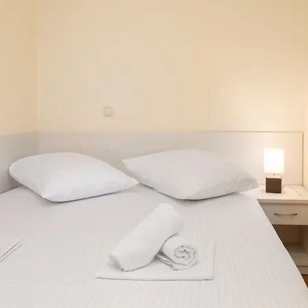 Filip - Free Parking Apartman Makarska