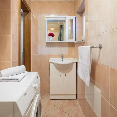 Filip - Free Parking Apartman *