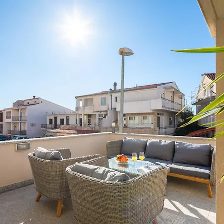 Filip - Free Parking Appartement *