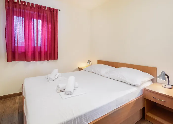 Filip - Free Parking *