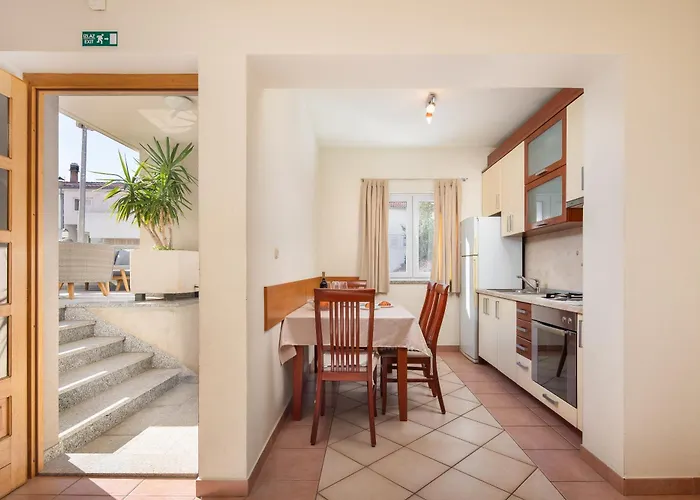 Apartment Filip - Free Parking Makarska